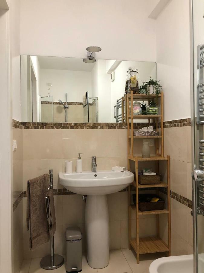 Apartamento 999 *
